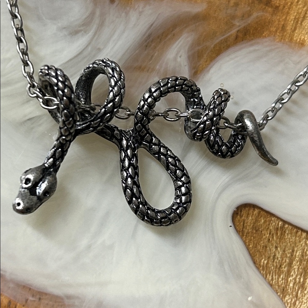🖤Snake branch necklace - Picture 2 of 10